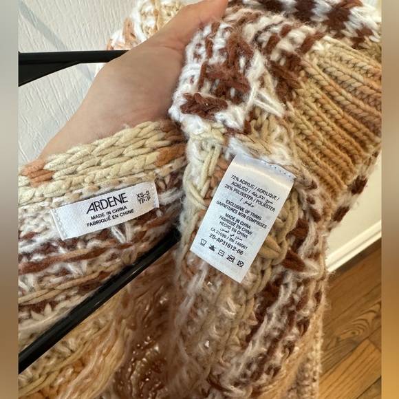 Cropped Striped Knit Cardigan - Picture 5 of 5